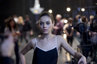 Meaning of movie “Black Swan” (plot and ending explained)
