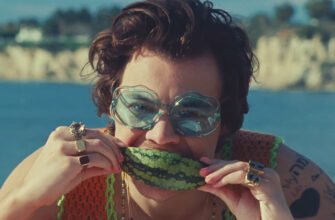 «Watermelon Sugar» — Harry Styles: explaining the meaning behind song