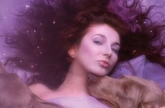 The meaning of the song «Running Up That Hill (A Deal with God)» by Kate Bush