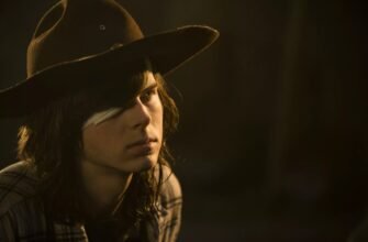 What episode does Carl die in "The Walking Dead"